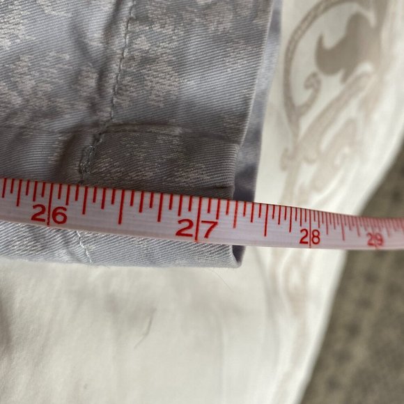 Gap Powder Blue White Floral Chino Capri Pants - Picture 9 of 9